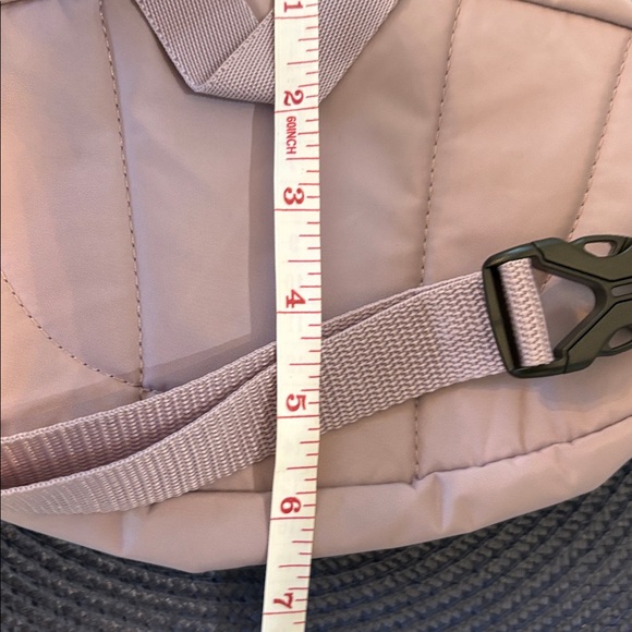 NWT Adidas Unisex Belt Bag- lilac with black print and nylon straps- adorable 💜 - Picture 9 of 12